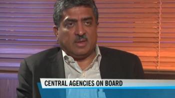 Nilekani on progress in UID project