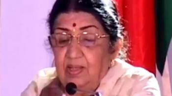 Lata Mangeshkar gets the highest French honour