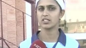 Women hockey players refuse compensation | Sports Video / Photo Gallery
