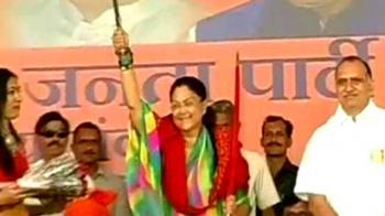 How to tackle Shourie, Raje