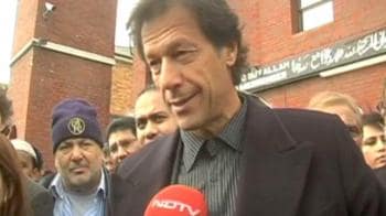 Video : Imran campaigns for Jemima's brother in London