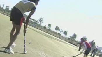 Ministry gives 1 crore to women's team