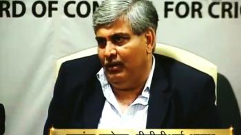 जारी है कीचड़ स्नान...