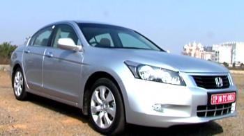 Video : Honda Accord re-launched with sun roof