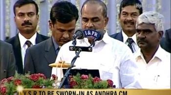 Video : Y S R sworn in as Andhra CM