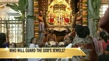 Video : Corruption in world's richest temple