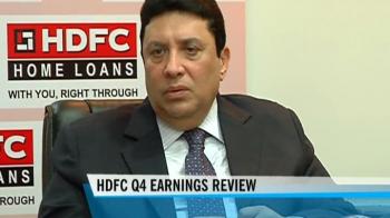 HDFC beats street, Q4 net up 26.3%