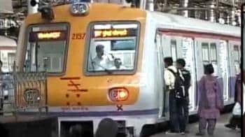 Video : Mumbai lifeline paralysed, passengers stranded