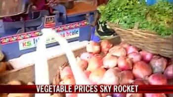 Vegetable prices skyrocket in Mumbai