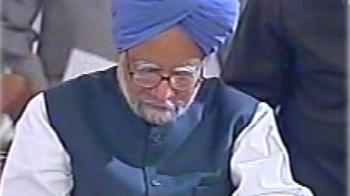 Manmohan takes oath as PM