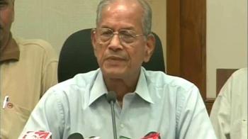 Sreedharan resigns as Delhi Metro chief