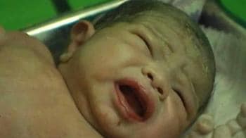 Video : In the red corridor: A miracle birth