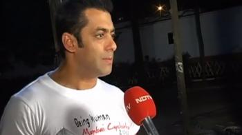 Salman Khan to bid for team in IPL 4