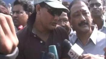 Azharuddin visits train accident site