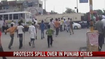 Video : Violence in Punjab, Haryana after Sikh priest's death