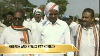 Video : Friends and rivals pay homage to YSR