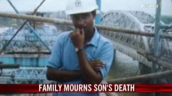 Video : Bengal family mourns son's death in Delhi Metro mishap