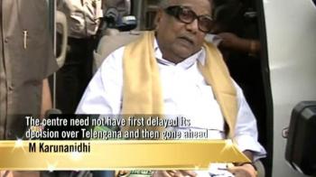 Hasty announcement on Telangana: Karunanidhi