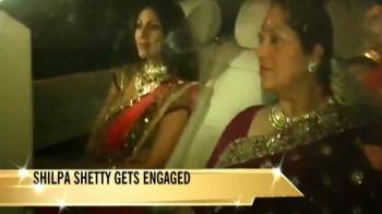 Shilpa gets engaged to Raj