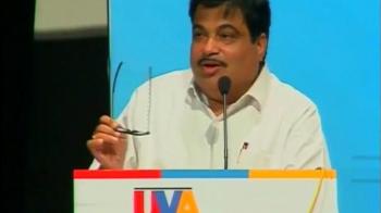 Terrorists neither Hindu nor Muslim: Gadkari