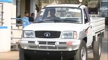 Tata Motors cuts debt