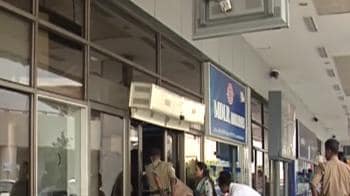 Video : Hoax bomb call at Delhi airport; techie held