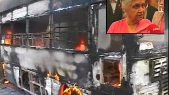 Video : Delhi buses on fire - Sheila says no need to worry
