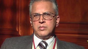 Government defends Padma to Ghulam Mir