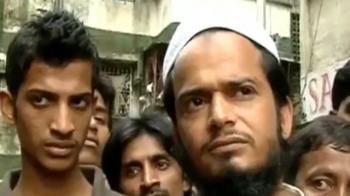 Ishrat cleared: Mumbra reacts