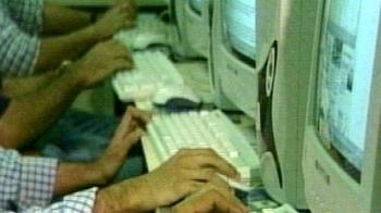 Educationists reject Mulayam's manifesto Educationists reject Mulayam's manifesto