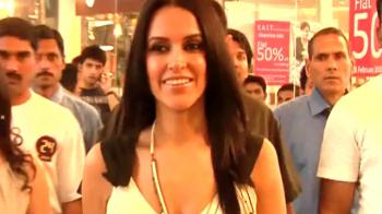 Videos : नेहा धूपिया की त्वचा का राज़...