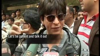 Video : SRK returns, Sena in two minds