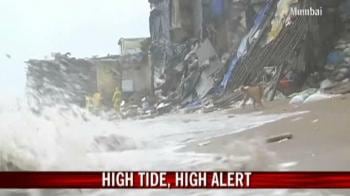 Video : High tide, high alert