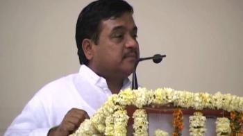 Price rise politics: NCP rallies behind Pawar