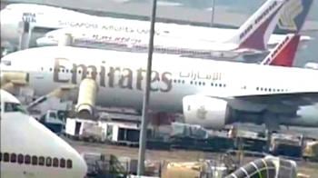 Video : Mumbai: Flight grounded after terror hoax call