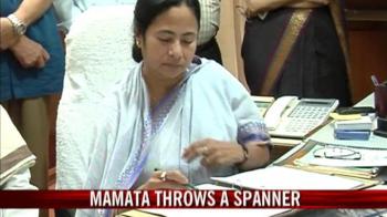 Land bill in trouble