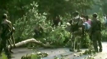 Video : Lalgarh: 2 CPM workers shot dead by Maoists