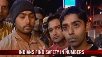 Video : Indians in Oz find safety in numbers