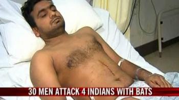 Video : 30 men attack four Indians with bats in Australia
