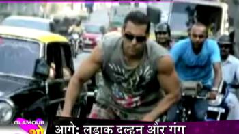 Glamour Show follows SRK, Big B, Salman Glamour Show follows SRK, Big B, Salman