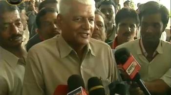 Sonia's fellow passengers speak