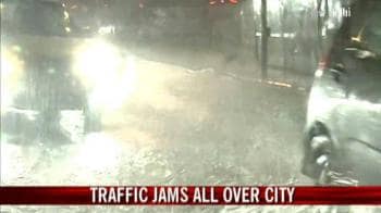Video : Rain brings Delhi to standstill