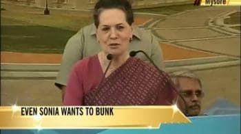 Video : Sonia Gandhi: At Infosys, I want to bunk politics!