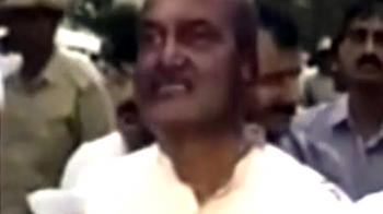 Video : Muthalik's face blackened ahead of V-Day