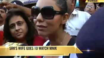 Video : Gauri Khan: Shahrukh is happy the film's released