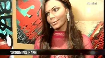 Rakhi practices men management
