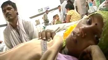 Woman gives birth outside hospital, baby dies Woman gives birth outside hospital, baby dies