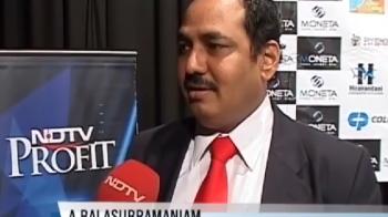 Moneta: Think. Invest. Win