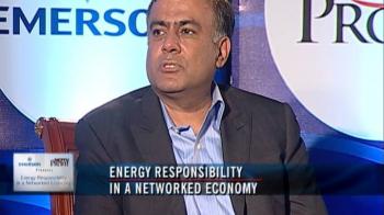 Saving energy in data centers