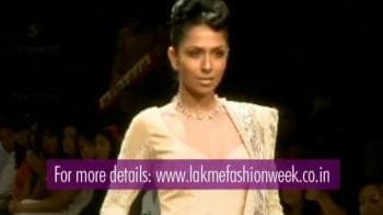 Video : Gig Guide at Lakme Fashion Week